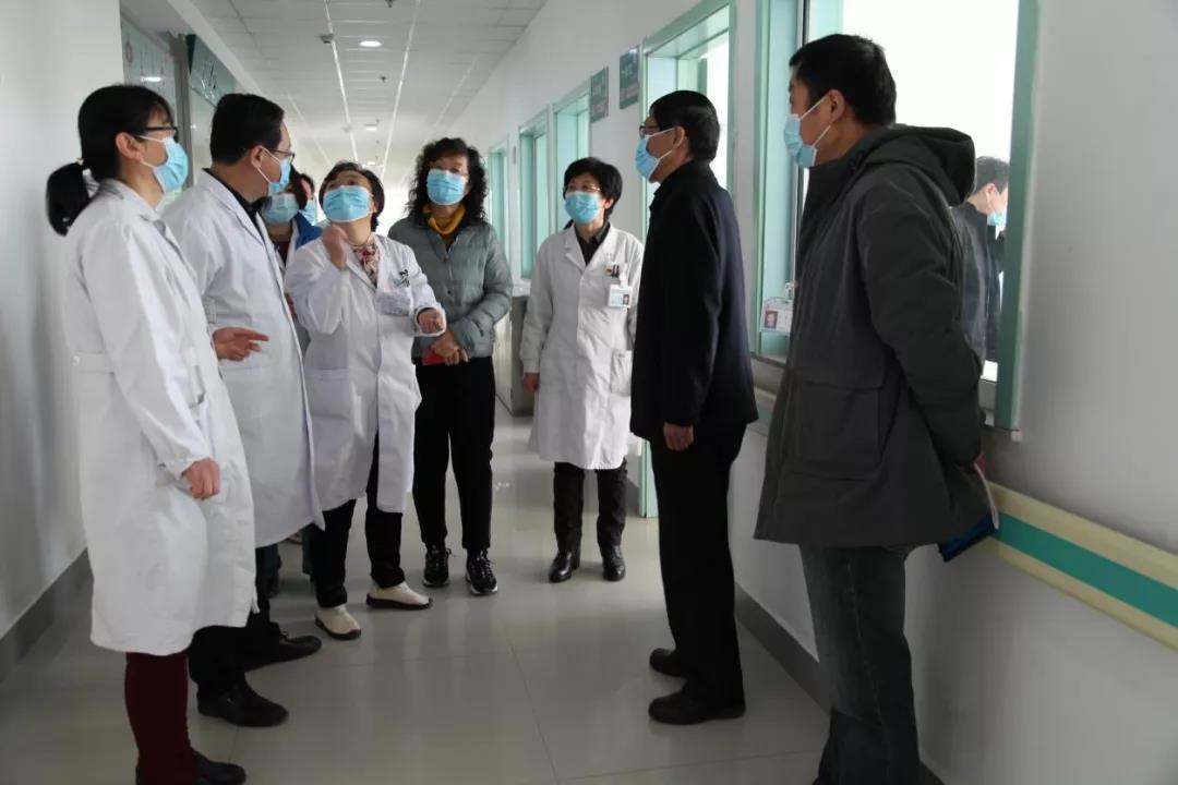 緊繃安全生產(chǎn)之弦 筑牢疫情防控之盾 我院開展節(jié)前綜合大檢查，全面壓實(shí)醫(yī)院管理責(zé)任